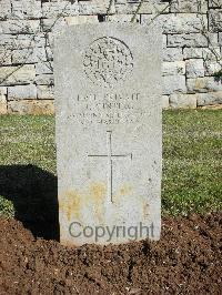 Jerusalem War Cemetery - Bunting, J