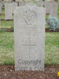 Jerusalem War Cemetery - Collis, C H