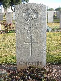 Jerusalem War Cemetery - Crighton, C