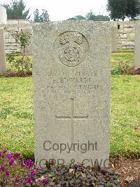 Jerusalem War Cemetery - Edwards, E