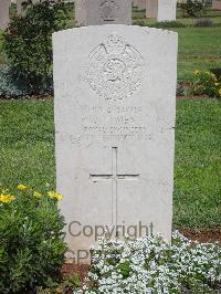 Jerusalem War Cemetery - Elmes, J
