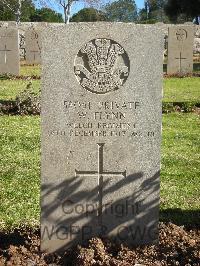 Jerusalem War Cemetery - Flynn, W