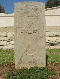Jerusalem War Cemetery - Garland, E