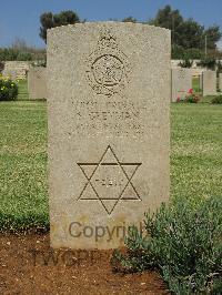Jerusalem War Cemetery - Greyman, S