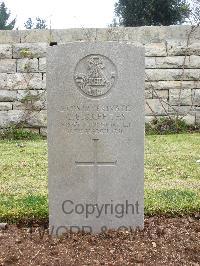 Jerusalem War Cemetery - Griffiths, C E