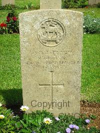 Jerusalem War Cemetery - Gurton, N