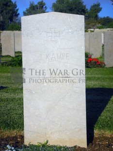 Jerusalem War Cemetery - KAMPE, J