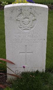 Feltwell (St. Nicholas) Churchyard - Yeaman, Alfred Neil