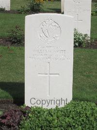St. Quentin Cabaret Military Cemetery - White, William