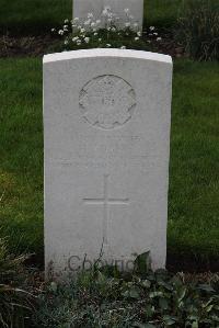 Canada Farm Cemetery - Adams, H