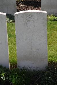Canada Farm Cemetery - Ashley, Albert
