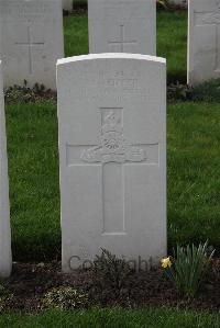 Canada Farm Cemetery - Skipper, I J