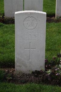 Canada Farm Cemetery - Slade, J R