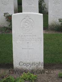Strand Military Cemetery - Bonser, Geoffrey Alwyn Gershom