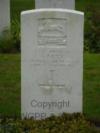 Strand Military Cemetery - Bott, J