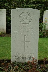 Strand Military Cemetery - Bracher, James Edgar