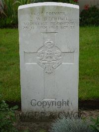 Strand Military Cemetery - Brough, James William