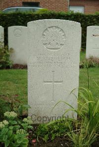 Strand Military Cemetery - Buzolich, Harry