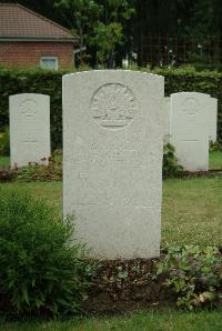 Strand Military Cemetery - Carr, George Arnold