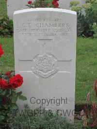 Strand Military Cemetery - Chambers, G E