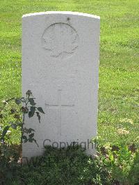 Strand Military Cemetery - Cowler, W