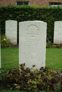 Strand Military Cemetery - Cupit, George