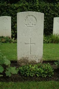 Strand Military Cemetery - Doyle, Richard Henry