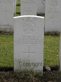 Strand Military Cemetery - Edmonds, Walter John