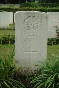 Strand Military Cemetery - Edwards, Arthur Cecil