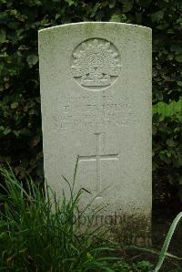Strand Military Cemetery - Fanning, Thomas Cyril