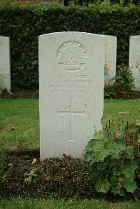 Strand Military Cemetery - Freeman, Gordon Alfred
