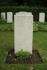 Strand Military Cemetery - Frick, Otto