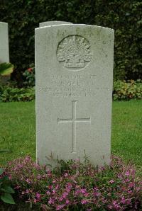 Strand Military Cemetery - Galuin, Sidney Burdekin