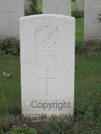 Strand Military Cemetery - Goggin, P
