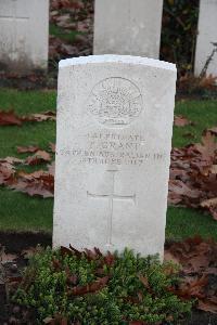 Strand Military Cemetery - Grant, Thomas