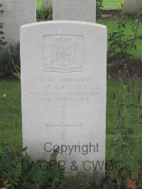 Strand Military Cemetery - Green, A