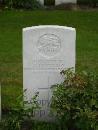 Strand Military Cemetery - Hewitson, G
