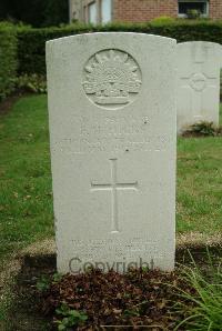 Strand Military Cemetery - Hicks, Frank Hamilton