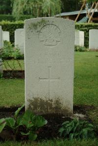 Strand Military Cemetery - Hill, Arthur Robert