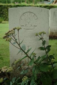 Strand Military Cemetery - Hinch, Maurice