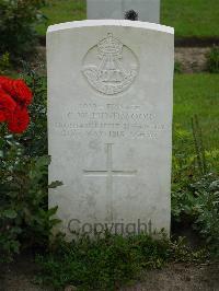 Strand Military Cemetery - Hindmoor, C W