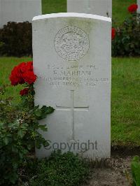 Strand Military Cemetery - Marran, F
