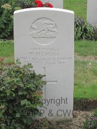 Strand Military Cemetery - McHugh, W