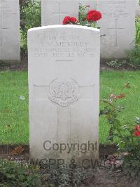 Strand Military Cemetery - Meadley, Thomas Malton
