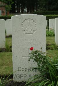 Strand Military Cemetery - Mildren, Albert Andrew