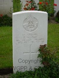 Strand Military Cemetery - Moore, Frank
