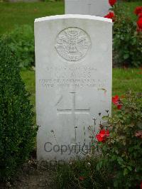Strand Military Cemetery - Moss, Charles James