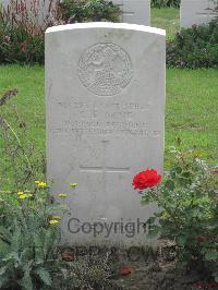 Strand Military Cemetery - Neve, Charles Edward