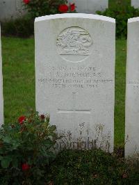 Strand Military Cemetery - Nicholas, J S