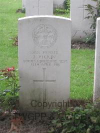 Strand Military Cemetery - Pickin, J